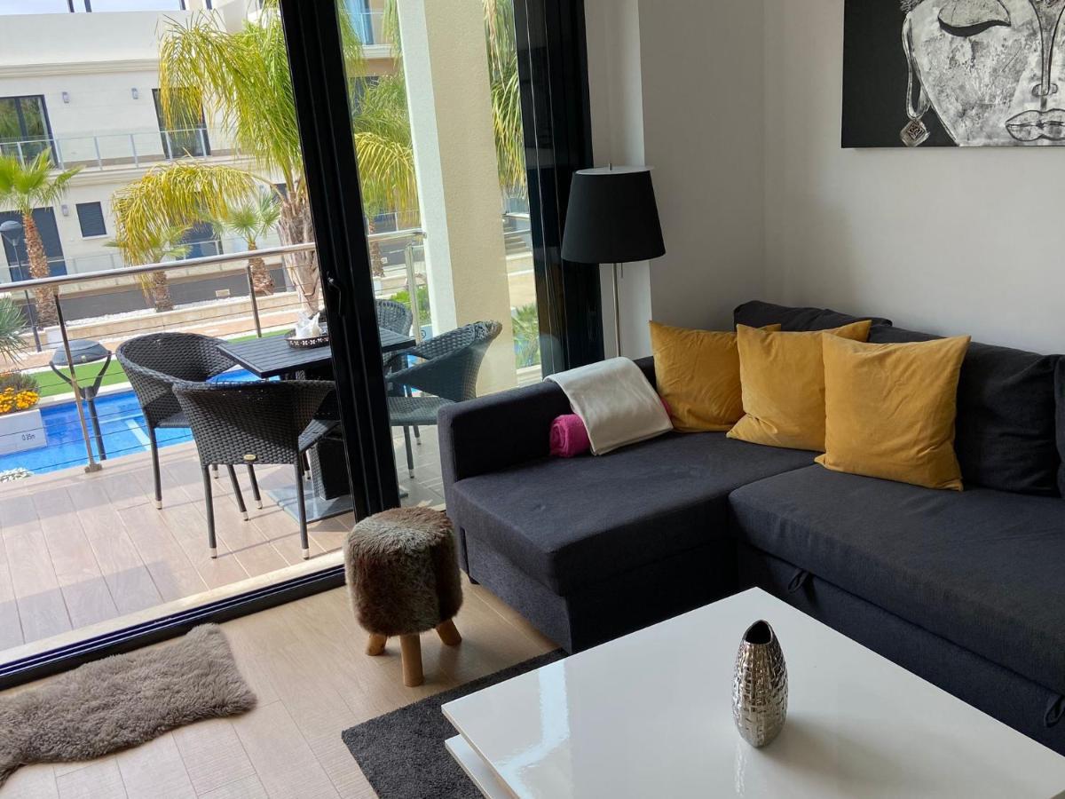 La Zenia Bulevard Apartments Плайя-Фламенка Экстерьер фото