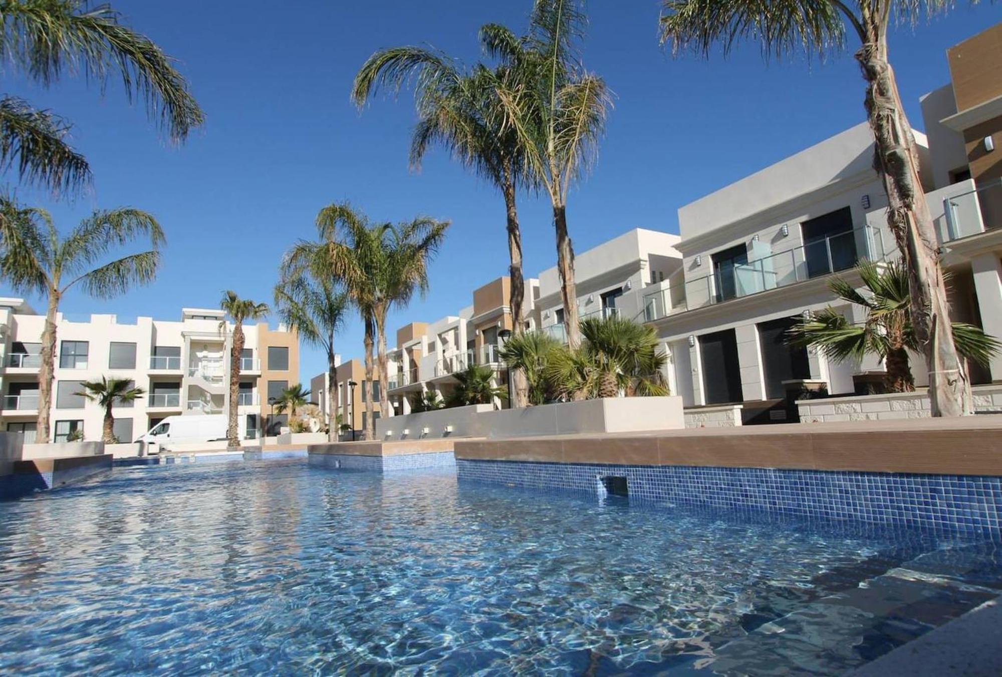La Zenia Bulevard Apartments Плайя-Фламенка Экстерьер фото